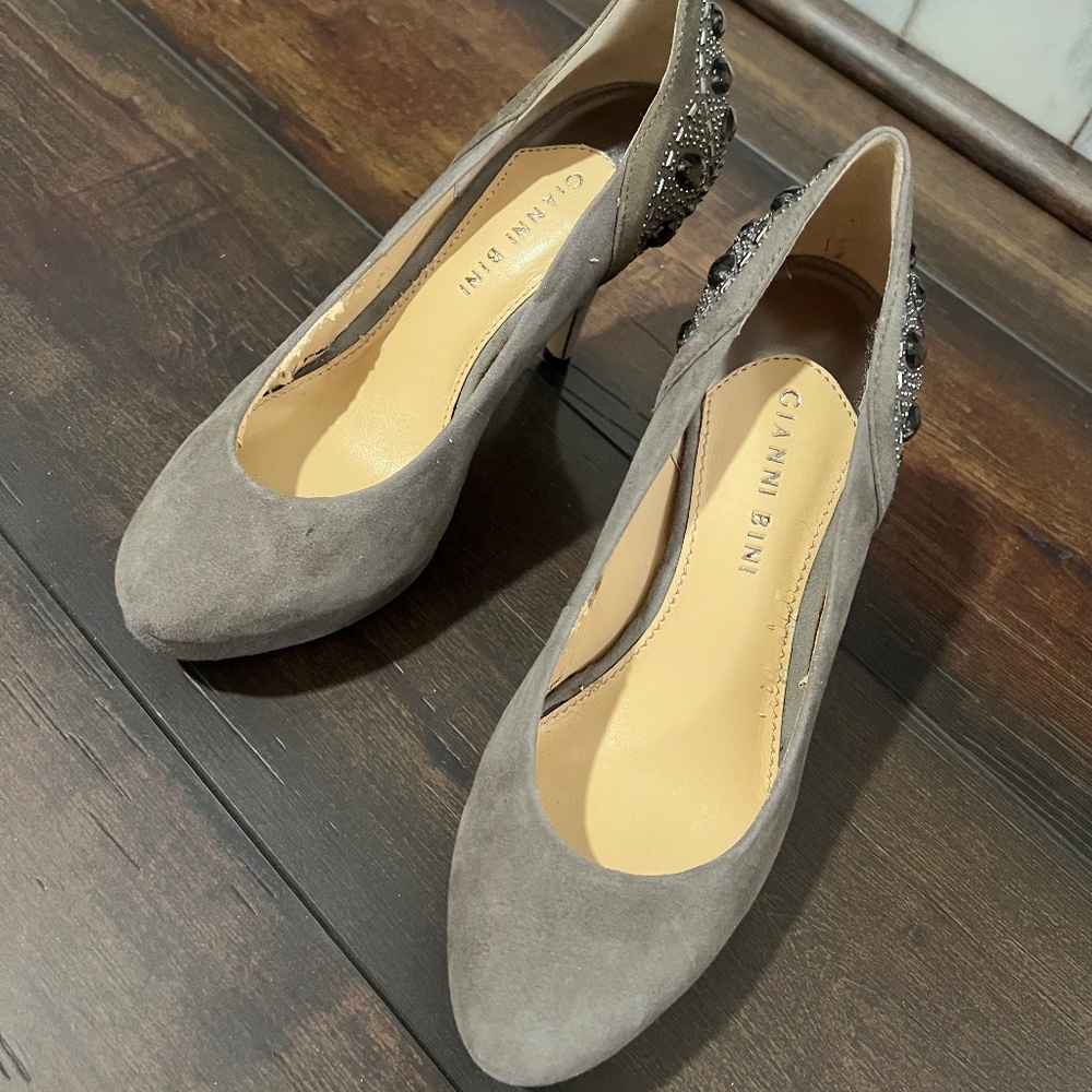 Gianni Bini heels 6.5